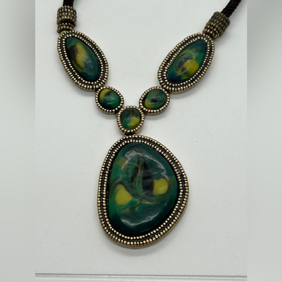 Chico’s Faux Turquoise Short Necklace with lobster clasp and brown cording - Picture 2 of 10